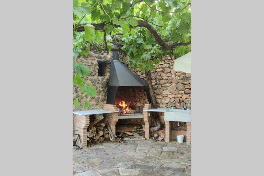 La Casa De Piedra, Una Ventana Al Paraiso Matet Exterior photo